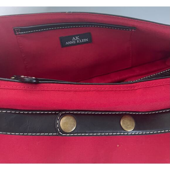 Vintage Anne Klein Clutch - Red Lining with Shoukder Strap - Picture 6 of 6